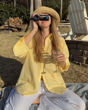 Buttergelb richtig kombinieren: Die Farbe für warme Farbtypen